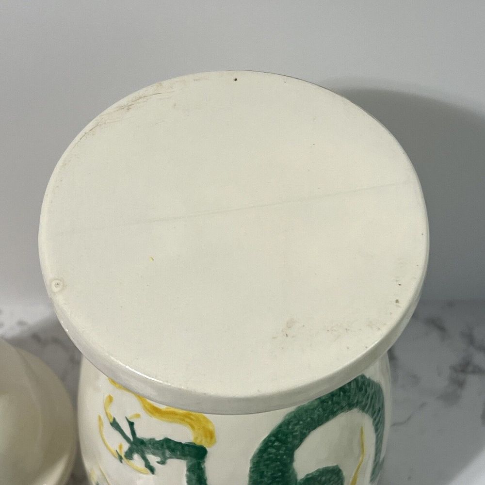 VINTAGE Ming Dragon Lidded Ceramic Vase Apothecary Pot Asian White and Green - Picture 15 of 16